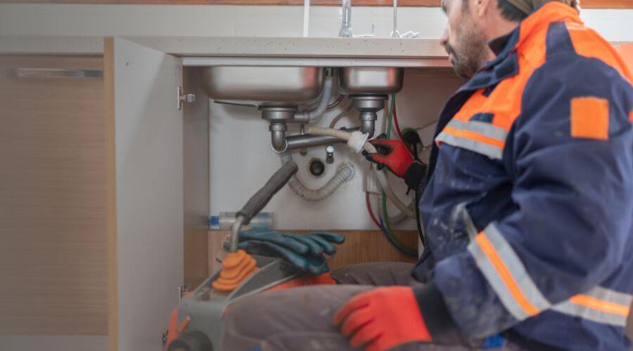 Descale Tankless Water Heater in White Oak, WV